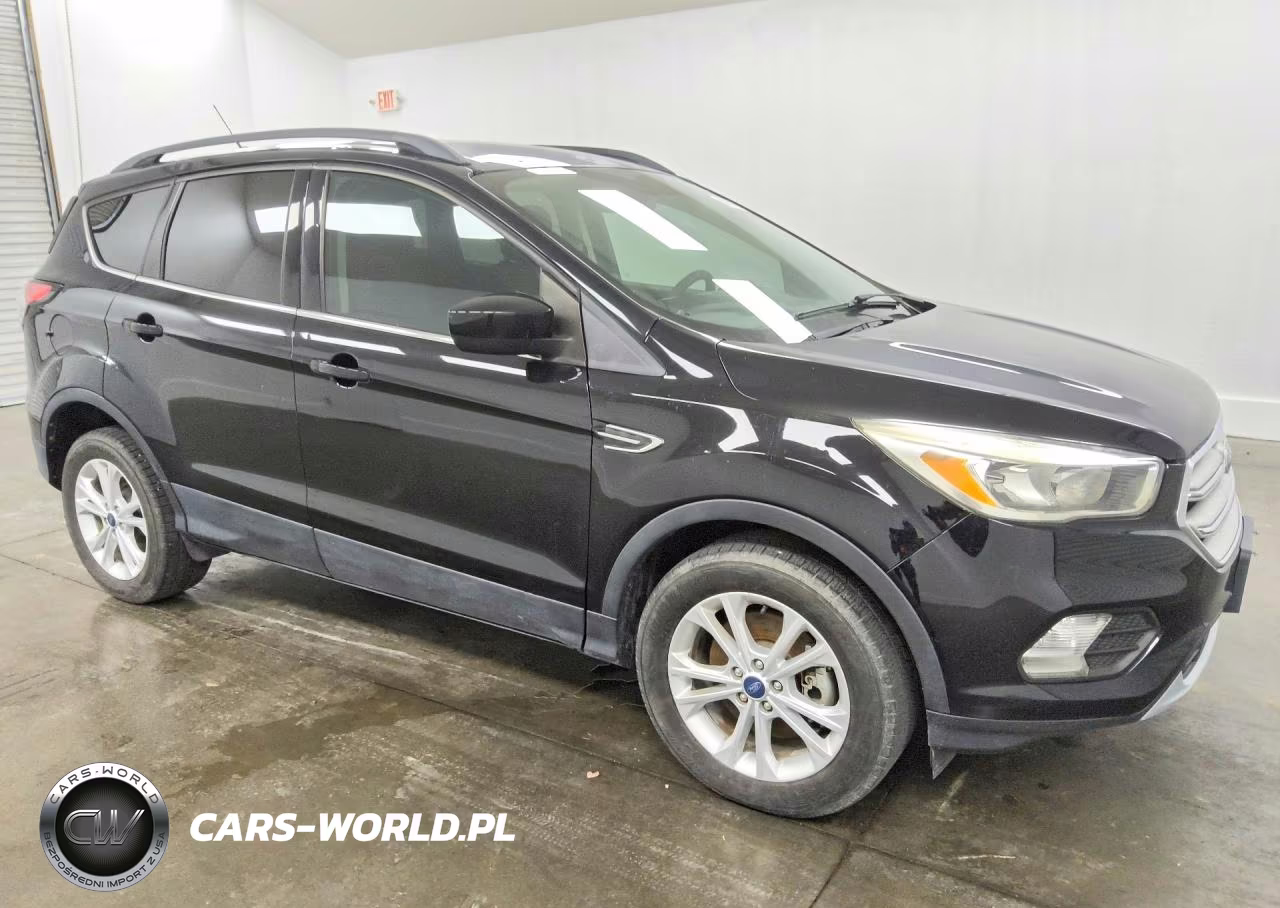 2018 Ford Escape Se VIN:1FMCU9GD9JUC40135 - 4
