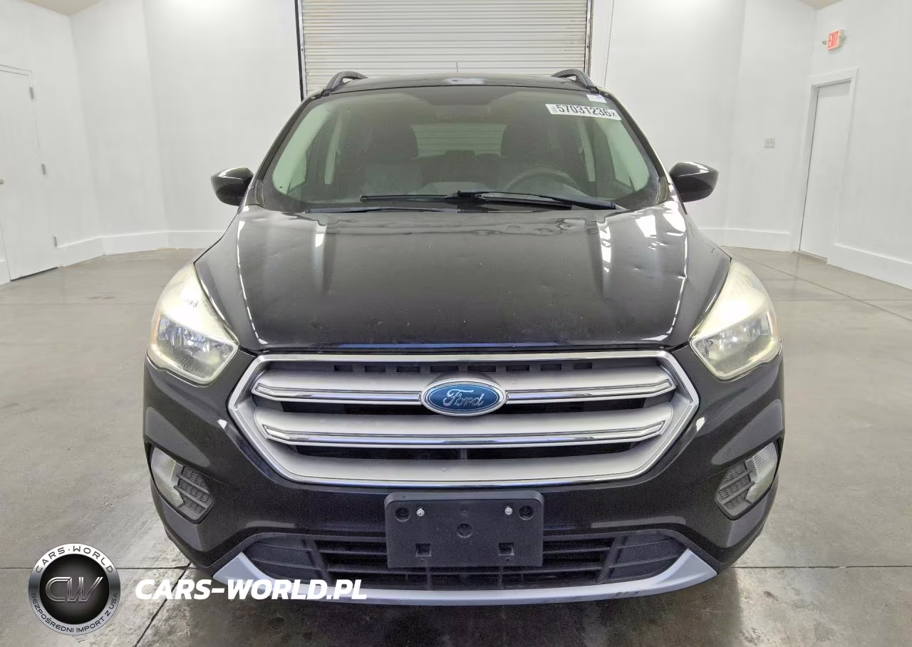 2018 Ford Escape Se VIN:1FMCU9GD9JUC40135 - 5