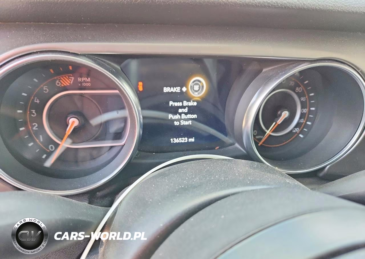 2019 Jeep Wrangler Unlimited Sport VIN:1C4HJXDN4KW682637 - 9