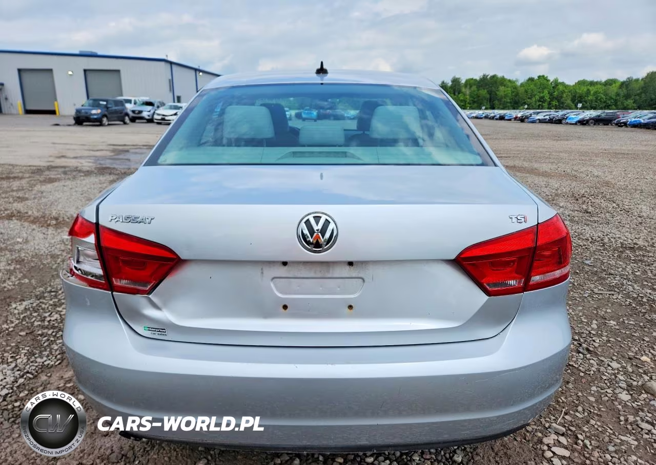 2015 Volkswagen Passat S VIN:1VWAS7A34FC011832 - 6