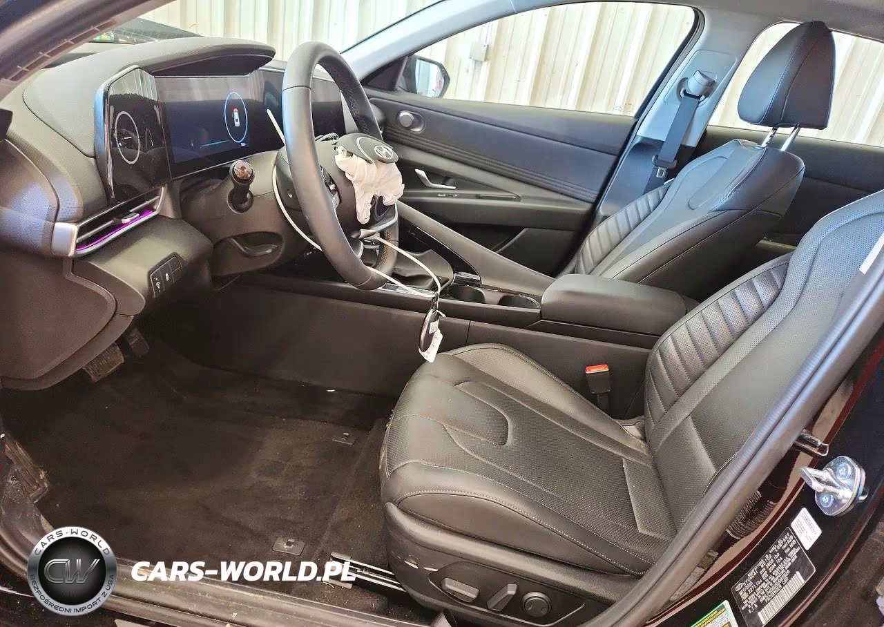 2025 Hyundai Elantra Limited VIN:KMHLP4DG0SU045924 - 7