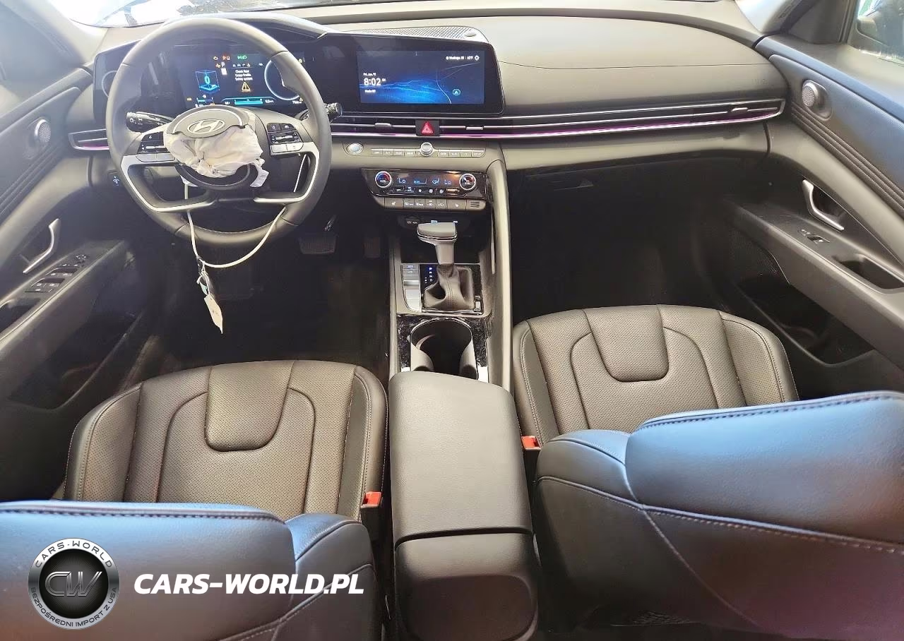 2025 Hyundai Elantra Limited VIN:KMHLP4DG0SU045924 - 8