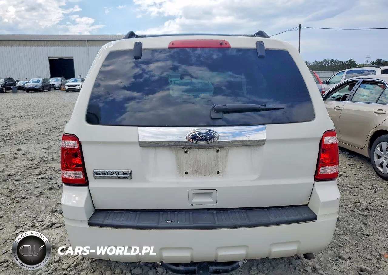 2010 Ford Escape Limited VIN:1FMCU9EGXAKD36445 - 6