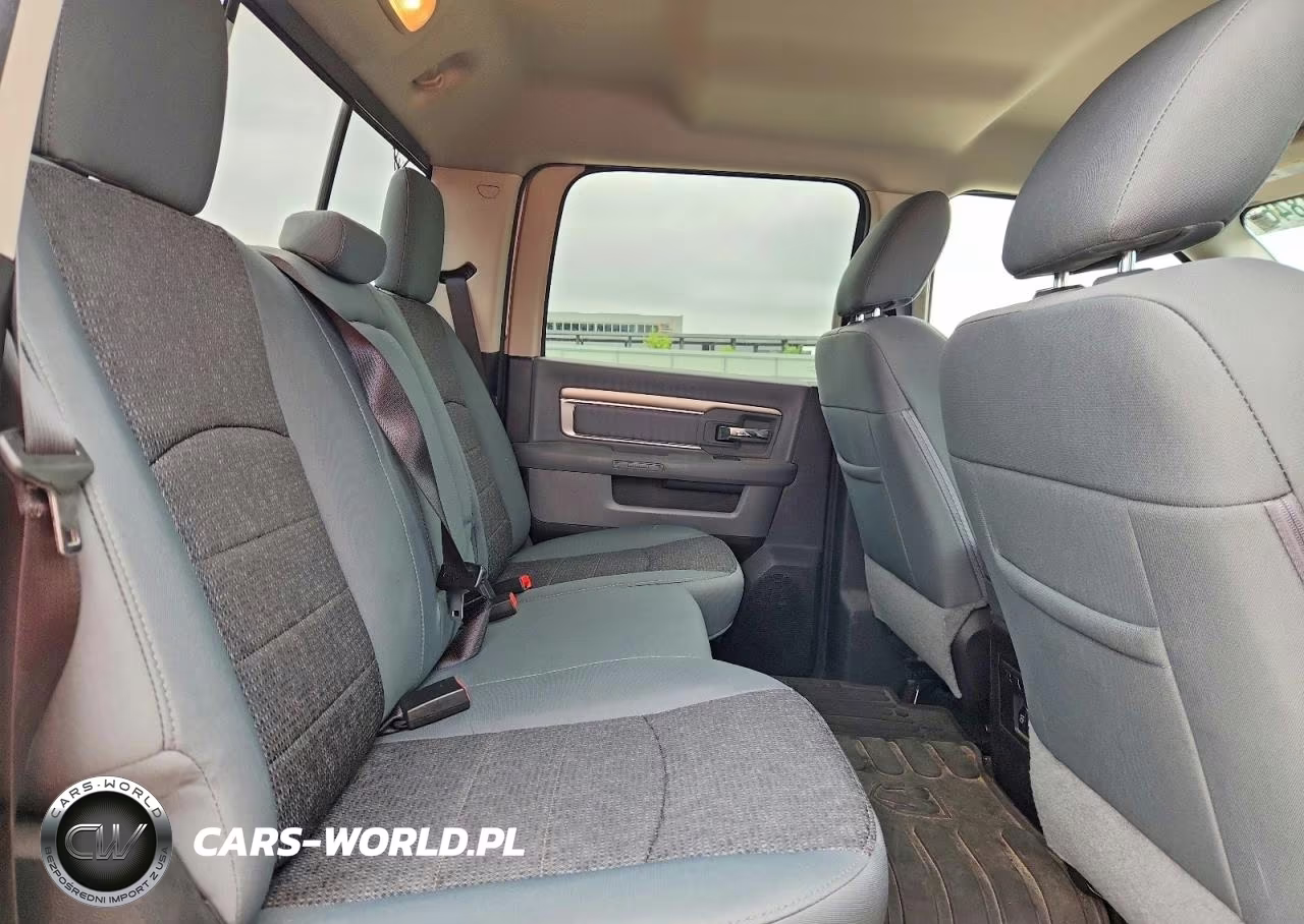 2018 Ram 1500 Slt VIN:3C6RR7LT0JG235224 - 10