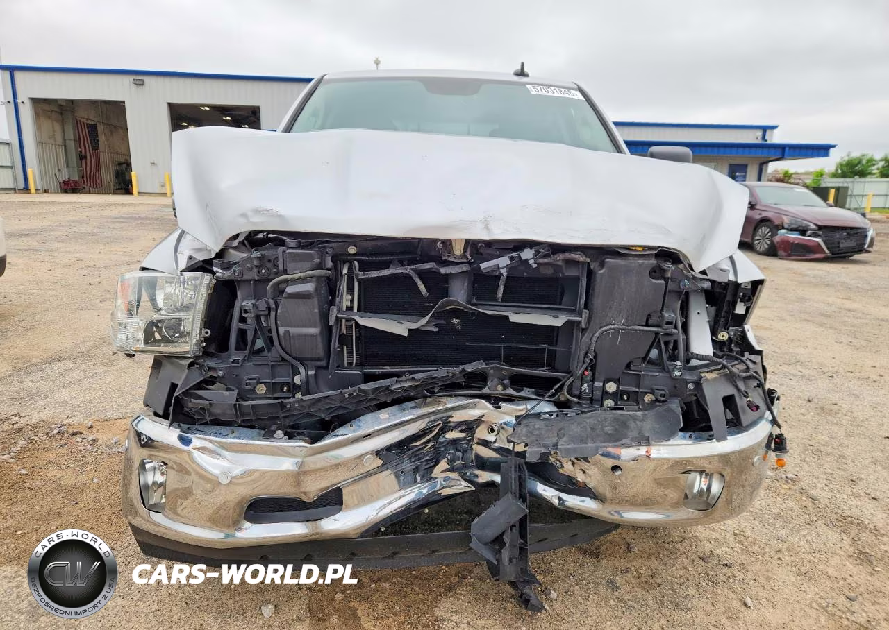 2018 Ram 1500 Slt VIN:3C6RR7LT0JG235224 - 5