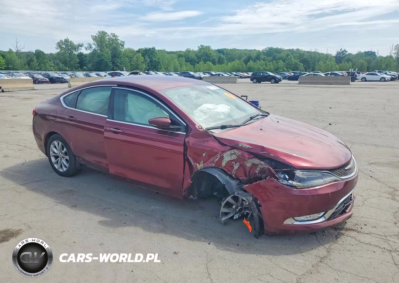 2015 Chrysler 200 C VIN:1C3CCCCG5FN519950 - 4