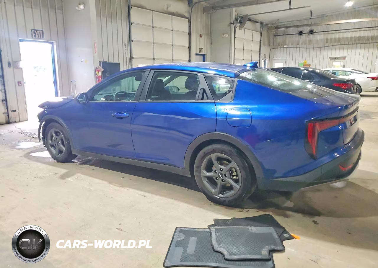 2025 Kia K4 Lxs VIN:3KPFT4DE0SE128487 - 2