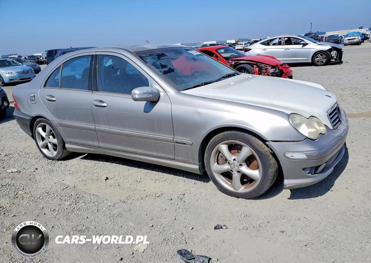 2005 Mercedes-Benz C 230 Kompressor Sport VIN:WDBRF40J95F709860 - 4