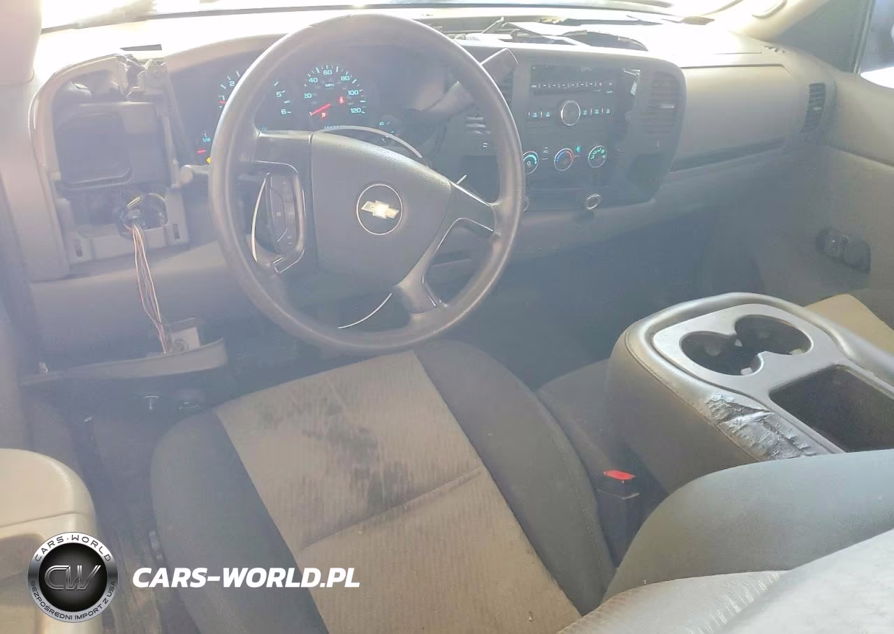 2008 Chevrolet Silverado C1500 VIN:1GCEC19XX8Z313468 - 8