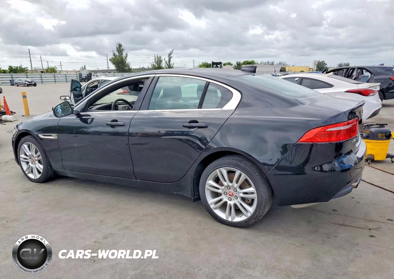 2019 Jaguar Xe Premium VIN:SAJAD4FX3KCP46739 - 2