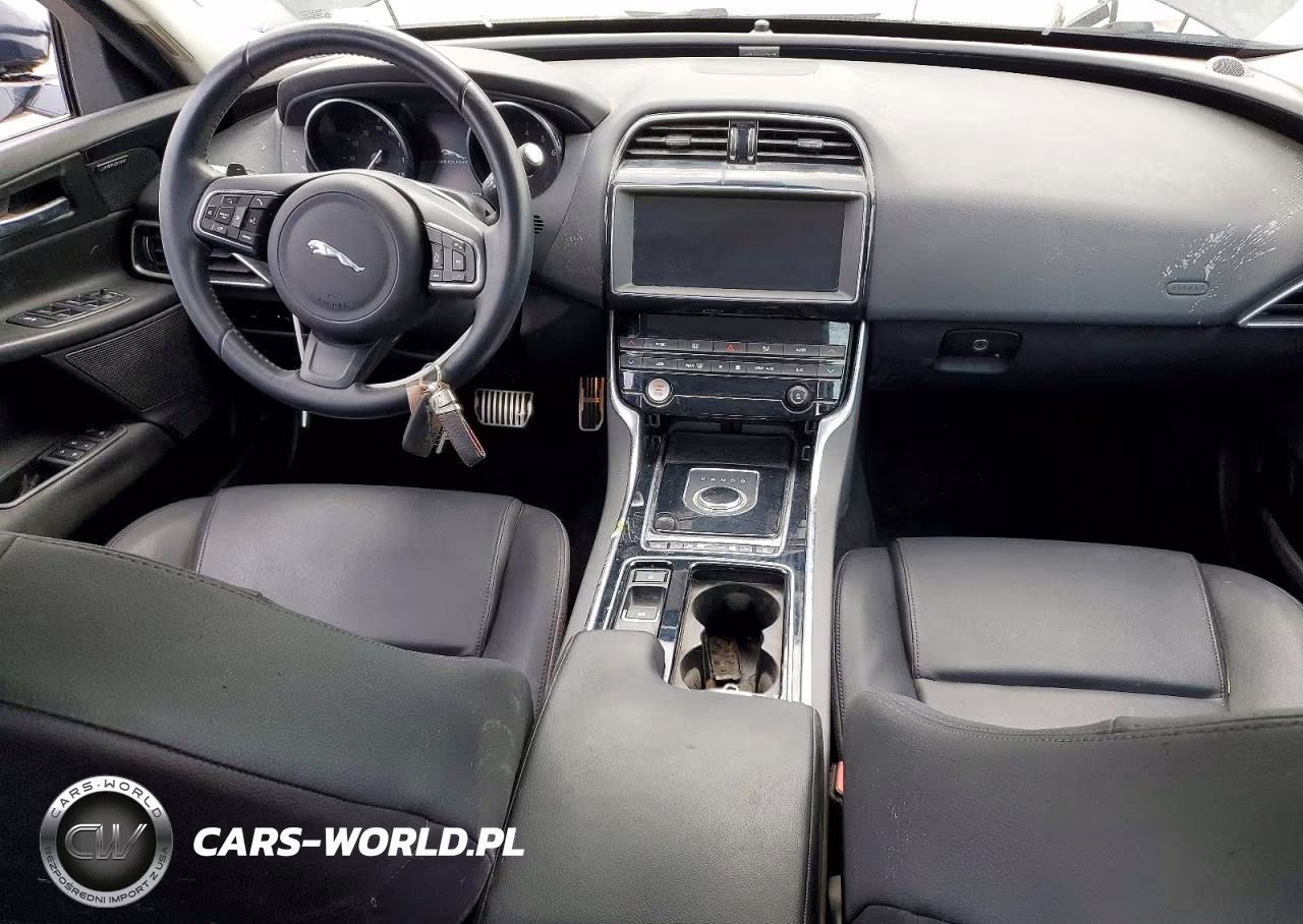 2019 Jaguar Xe Premium VIN:SAJAD4FX3KCP46739 - 8