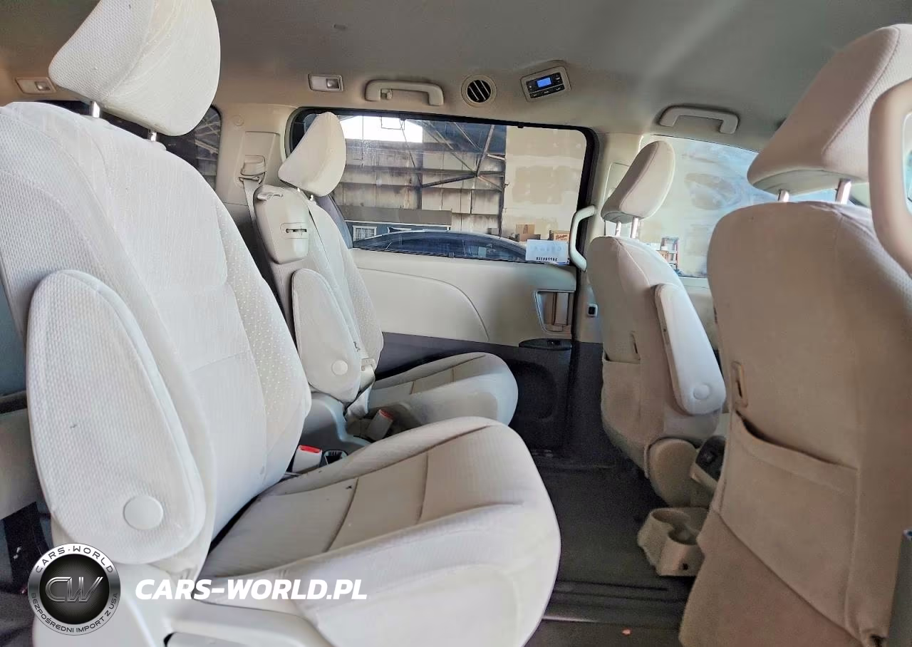 2019 Toyota Sienna Le VIN:5TDKZ3DC6KS980029 - 11