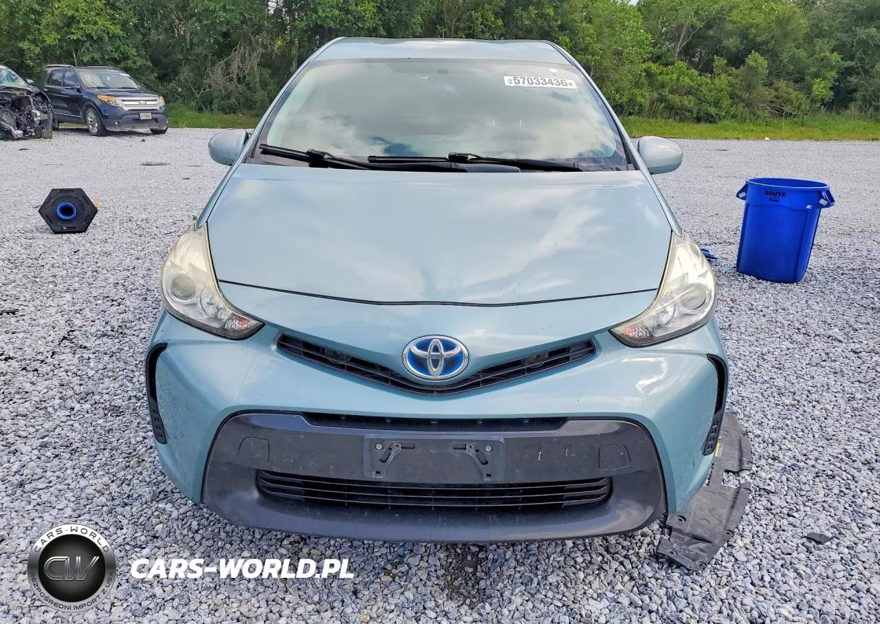 2015 Toyota Prius V Two VIN:JTDZN3EU2FJ036314 - 5
