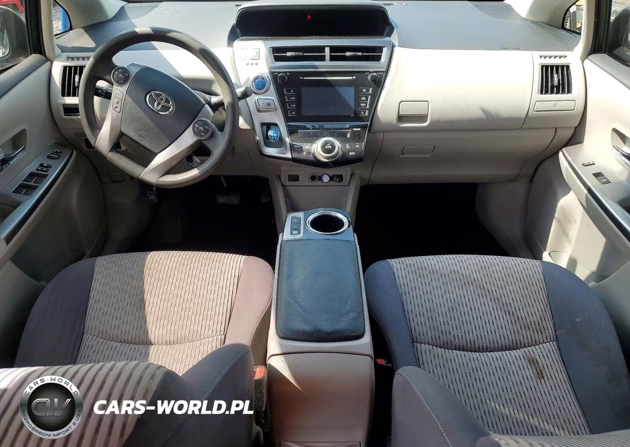 2015 Toyota Prius V Two VIN:JTDZN3EU2FJ036314 - 8