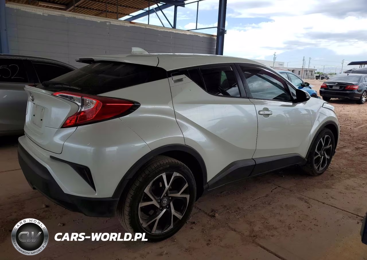2020 Toyota C-Hr Xle VIN:JTNKHMBX0L1075035 - 3