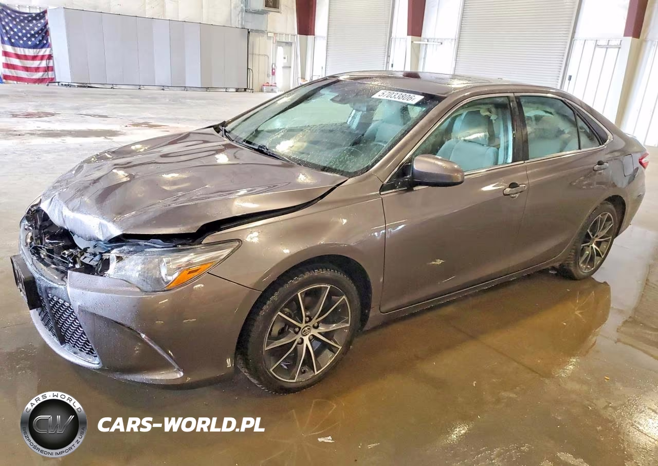 2015 Toyota Camry Xse