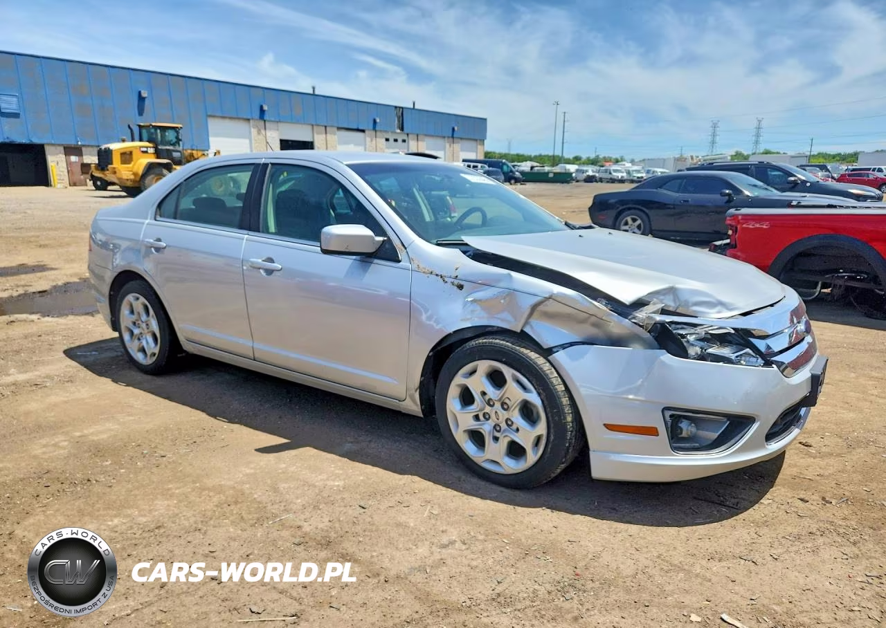2010 Ford Fusion Se VIN:3FAHP0HA8AR102004 - 4