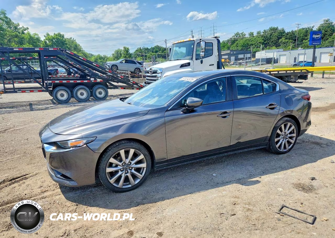 2021 Mazda 3 Preferred – zdjęcie 1 z 12