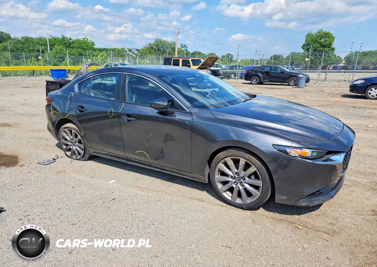 2021 Mazda 3 Preferred VIN:JM1BPBCL7M1330546 - 4