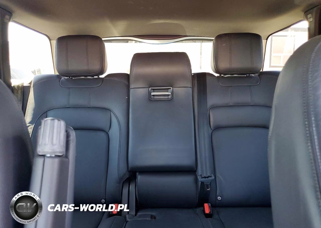 2020 Land Rover Range Rover VIN:SALGR2SU8LA579343 - 10