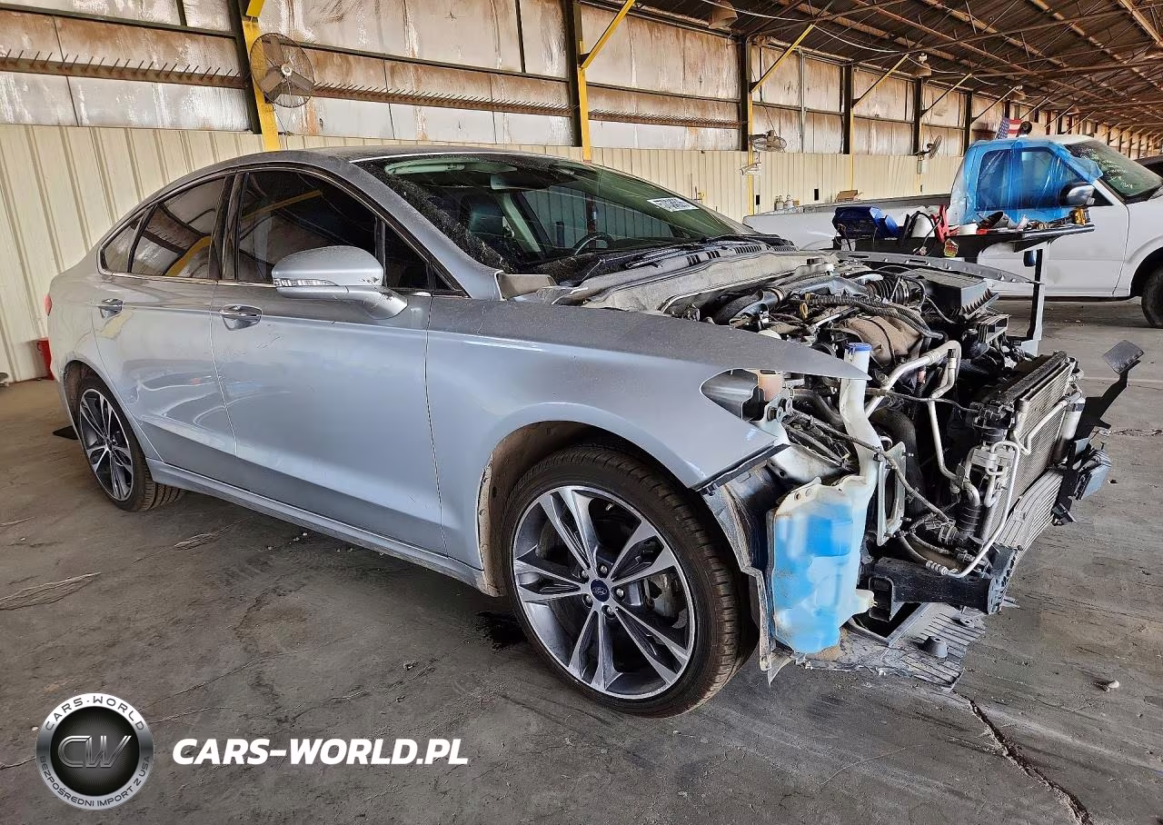2019 Ford Fusion Titanium VIN:3FA6P0D94KR117474 - 4