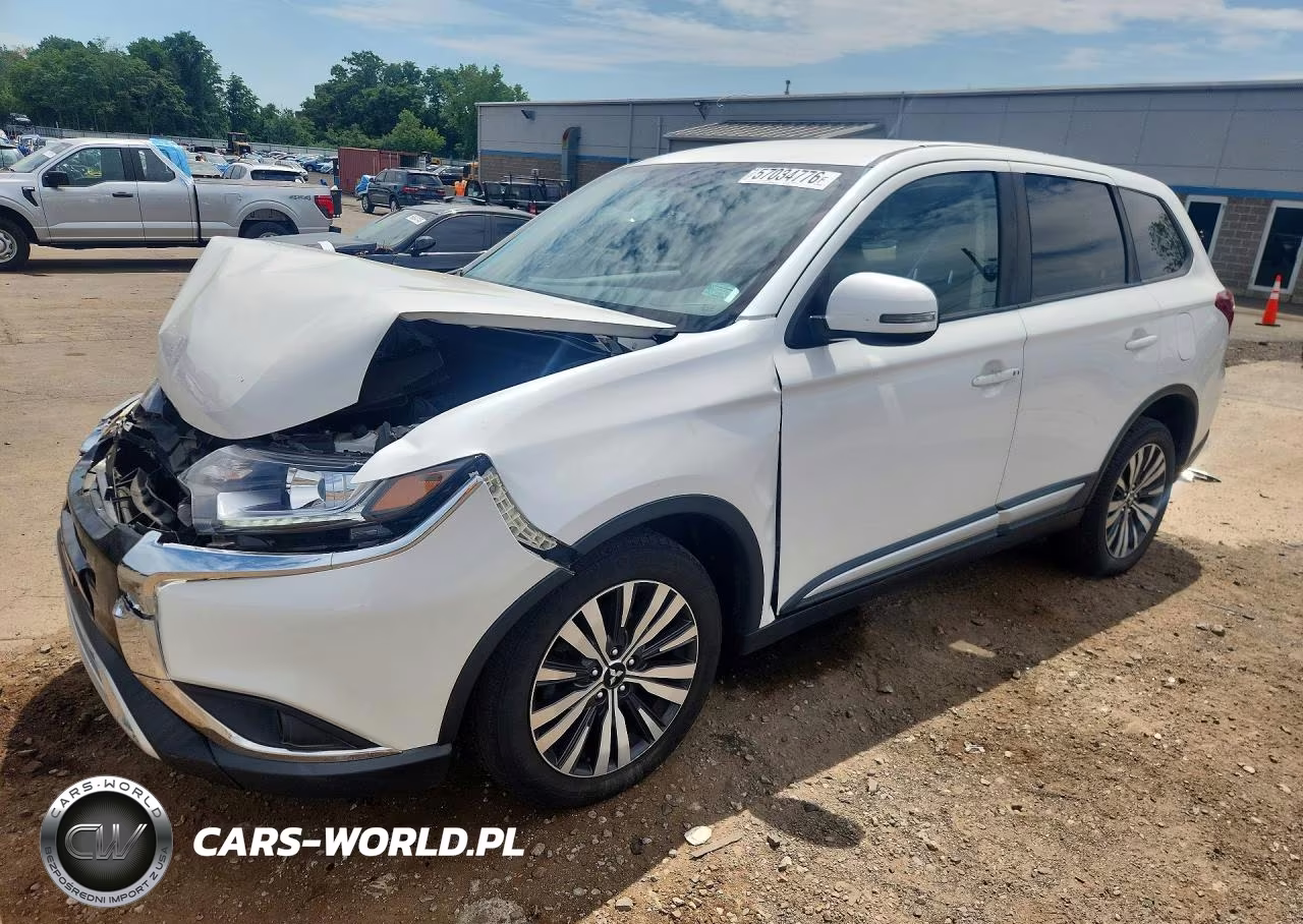 2019 Mitsubishi Outlander Se – zdjęcie 1 z 14
