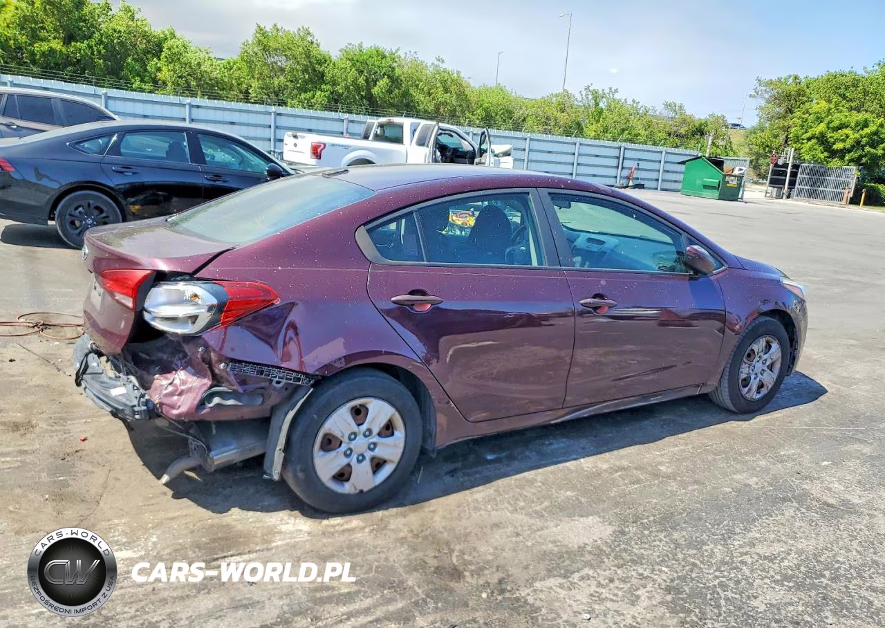 2018 Kia Forte Lx VIN:3KPFK4A78JE167836 - 3