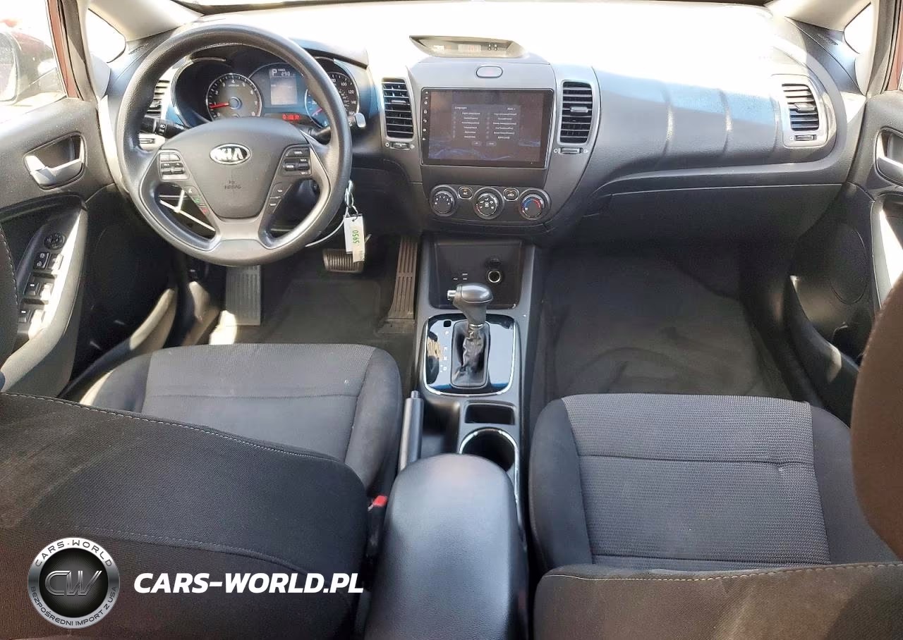 2018 Kia Forte Lx VIN:3KPFK4A78JE167836 - 8
