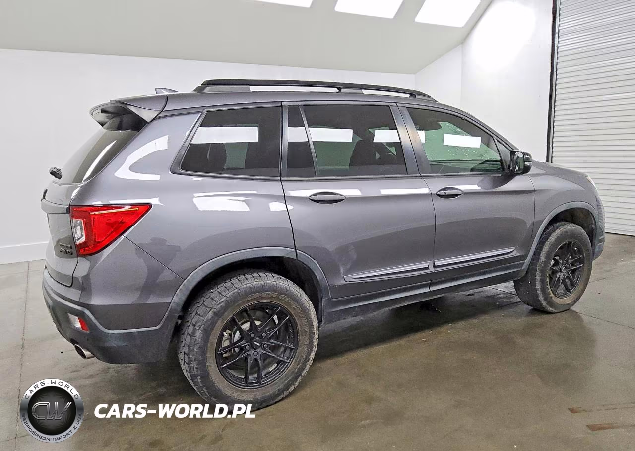 2021 Honda Passport Touring VIN:5FNYF8H93MB003680 - 3