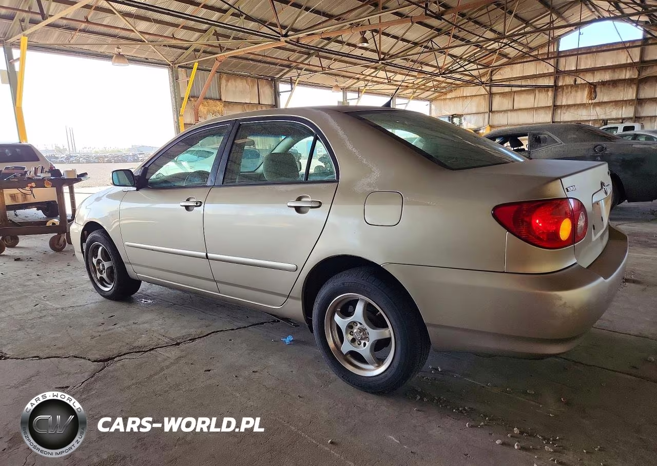 2007 Toyota Corolla Le VIN:1NXBR32E27Z899323 - 2