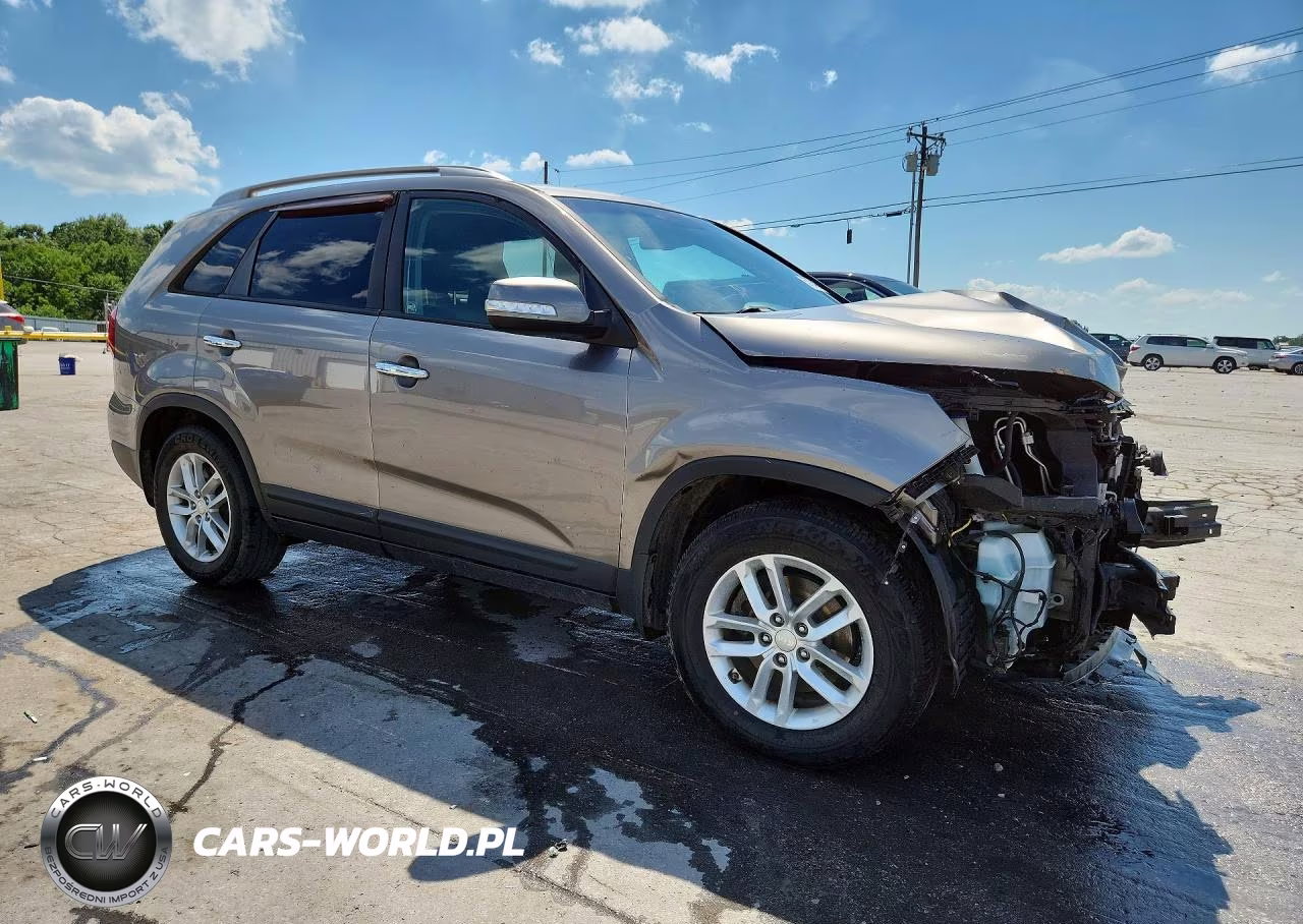 2015 Kia Sorento Lx VIN:5XYKT3A69FG659945 - 4