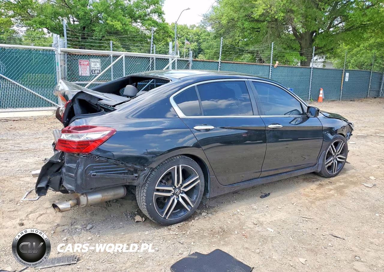 2017 Honda Accord Sport Special Edition VIN:1HGCR2F13HA125774 - 3