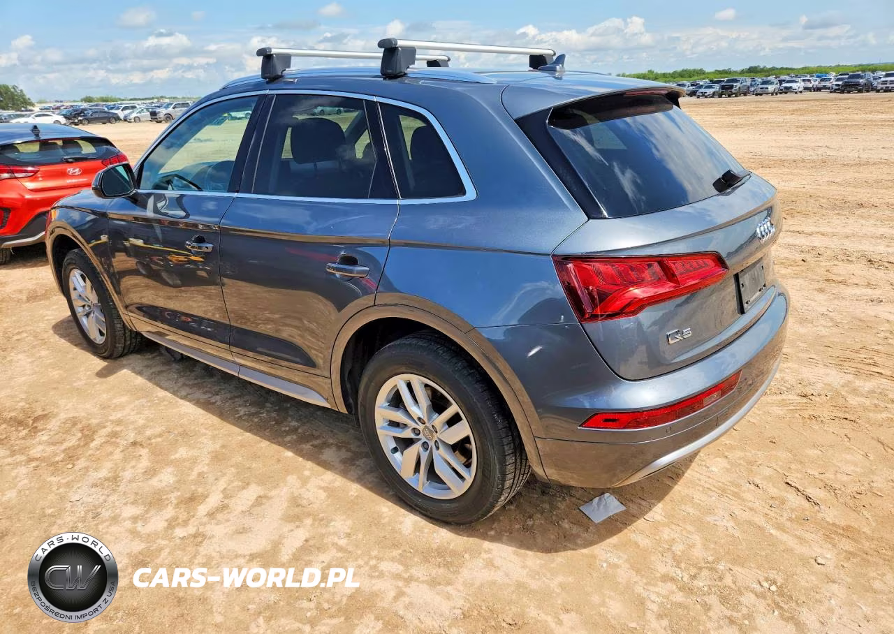 2020 Audi Q5 Premium VIN:WA1ANAFY0L2058993 - 2