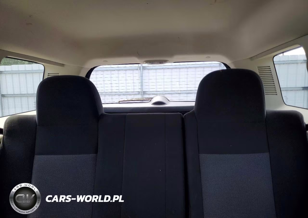 2016 Jeep Patriot Latitude VIN:1C4NJPFA2GD599577 - 10