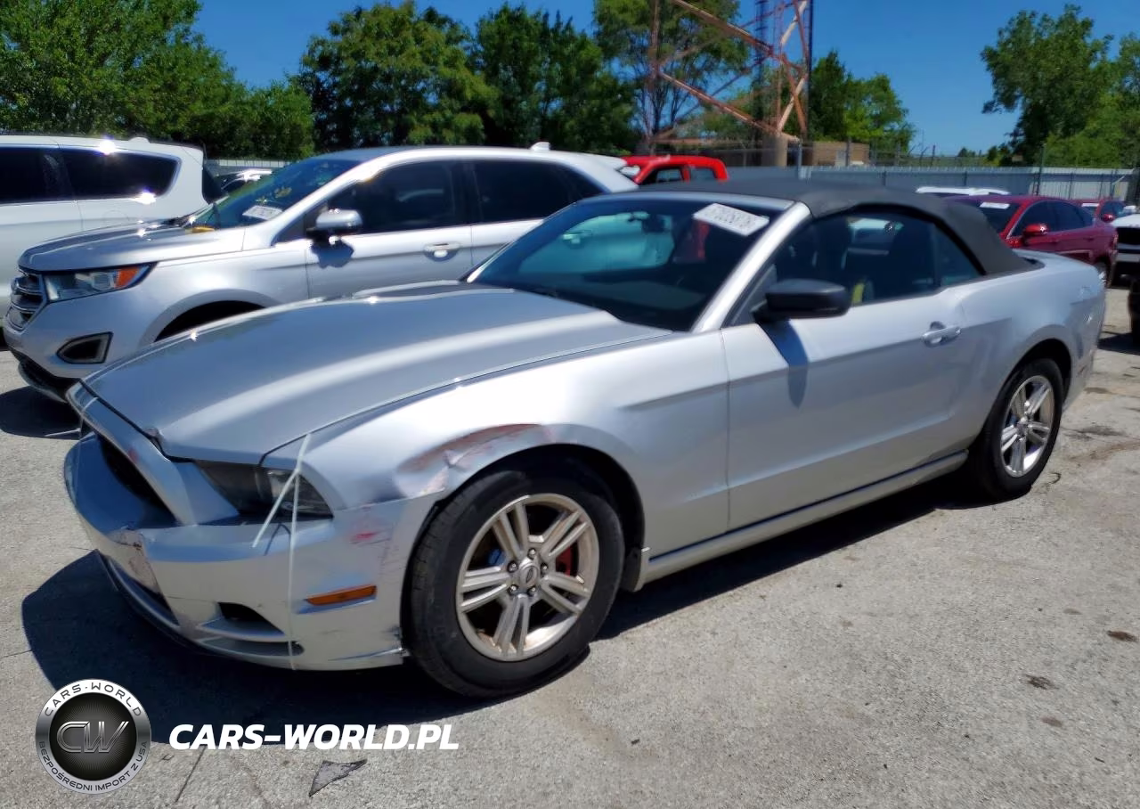 2013 Ford Mustang – zdjęcie 1 z 13