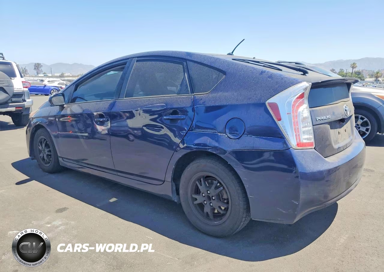 2013 Toyota Prius Two VIN:JTDKN3DU4D1686861 - 2