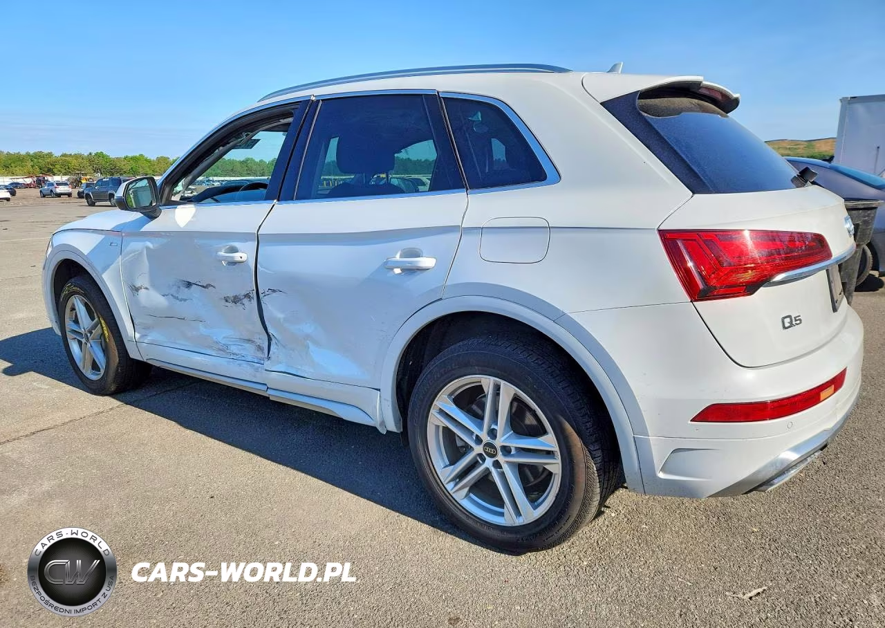 2024 Audi Q5 E Premium Plus 55 VIN:WA1E2AFY2R2142526 - 2