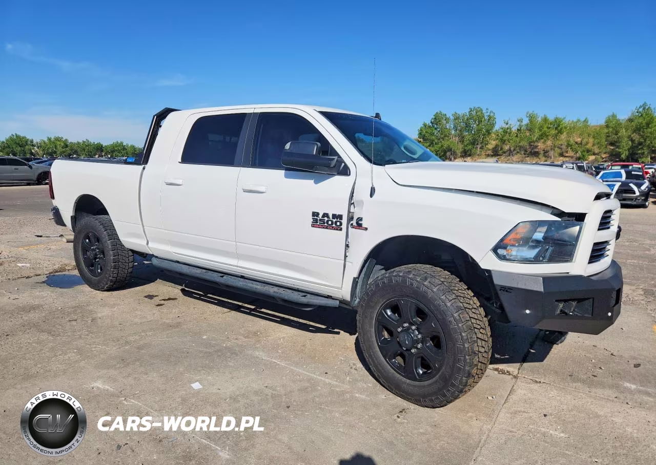 2017 Ram 3500 Slt VIN:3C63R3LL0HG599751 - 4
