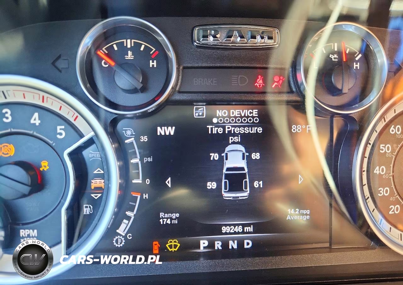 2017 Ram 3500 Slt VIN:3C63R3LL0HG599751 - 9