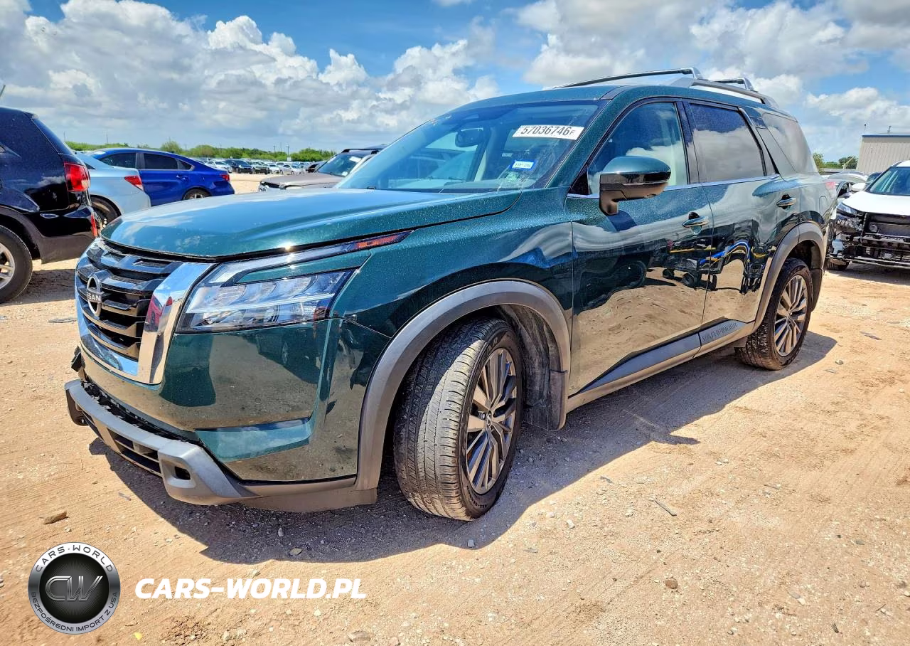 2022 Nissan Pathfinder Sl