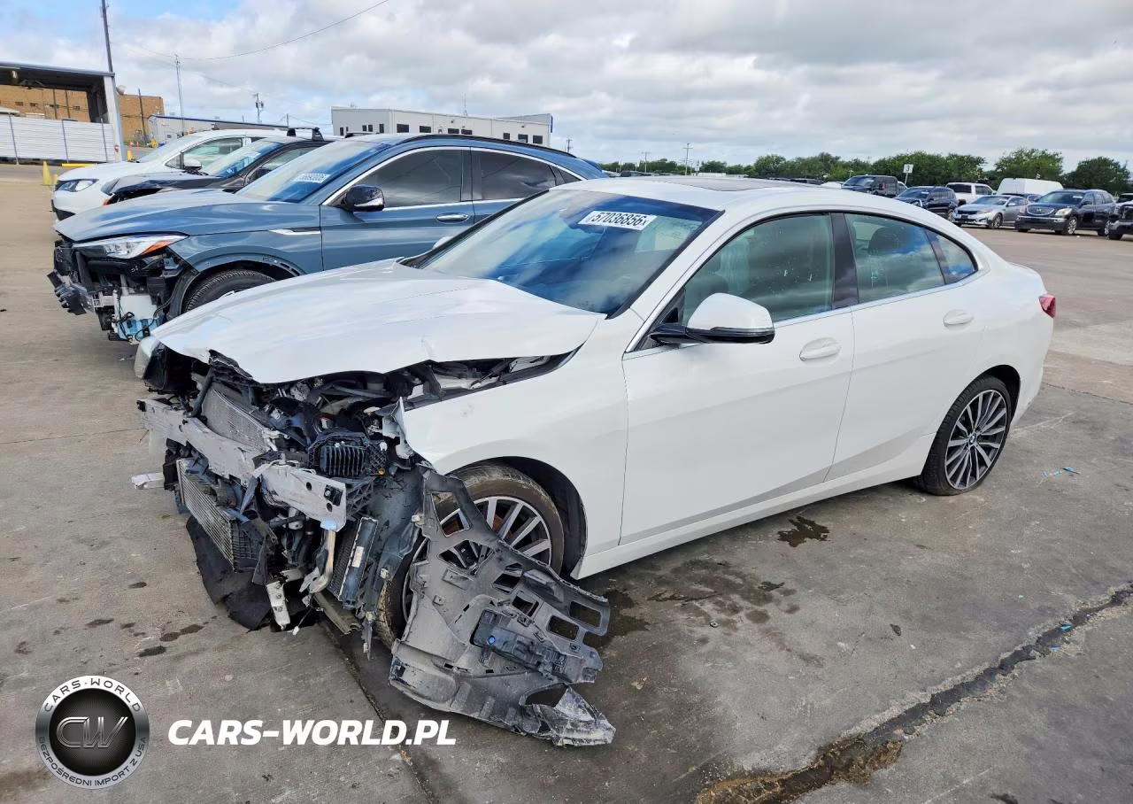 2021 BMW 228Xi – zdjęcie 1 z 12