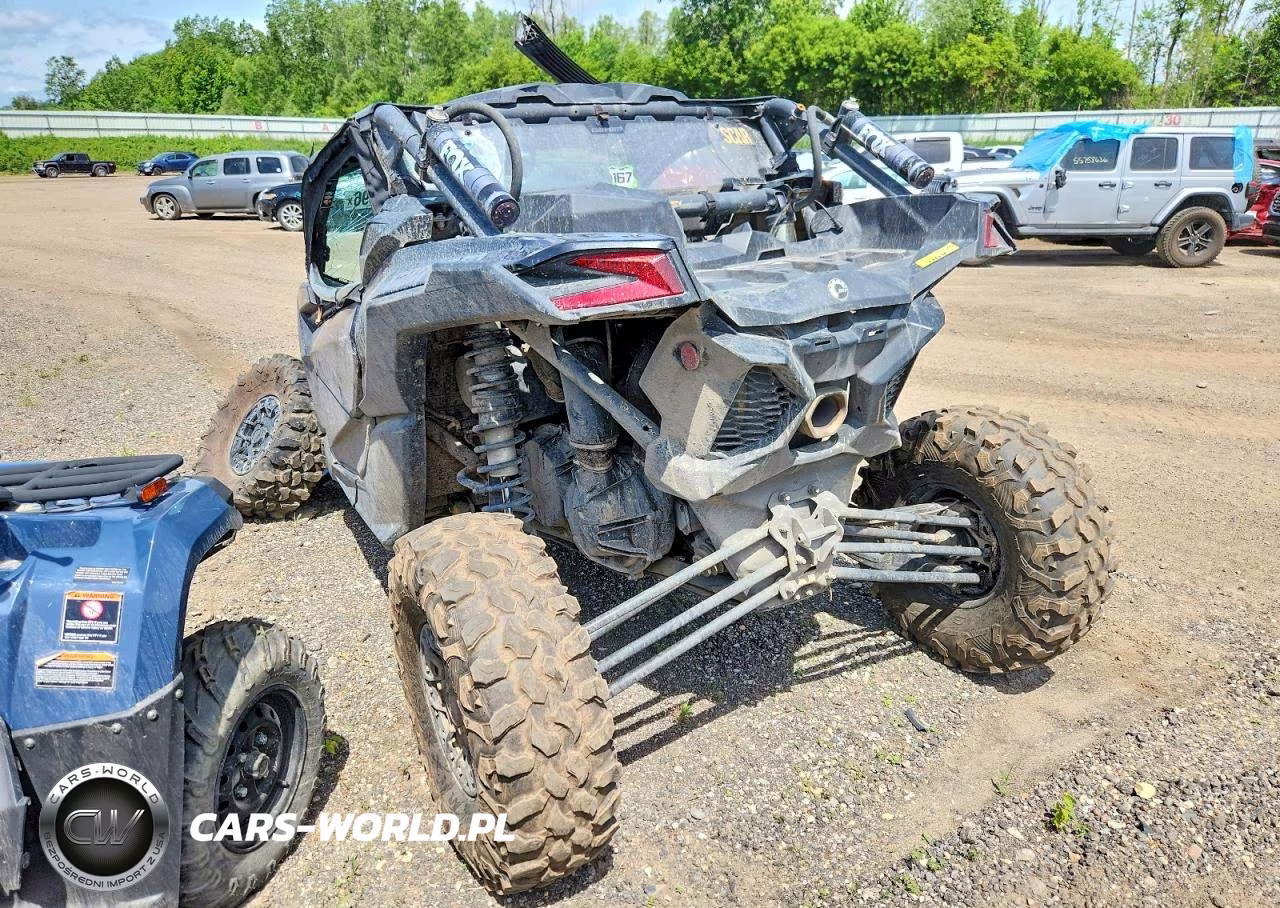 2023 Can-Am Maverick X3 Utility Vehicle VIN:3JBVXAV48PE000979 - 3