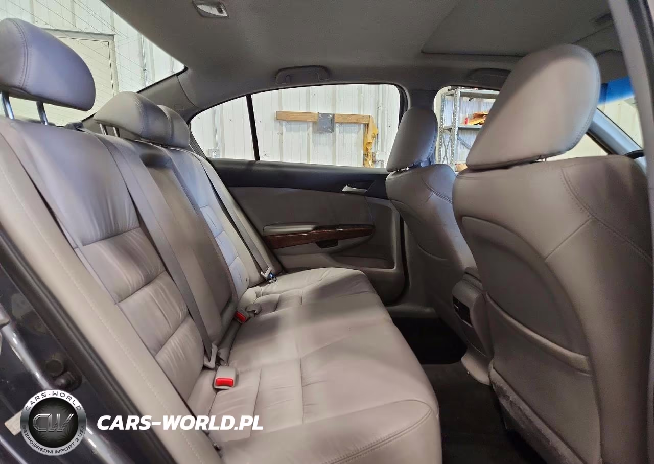 2011 Honda Accord Exl VIN:1HGCP3F85BA005586 - 10