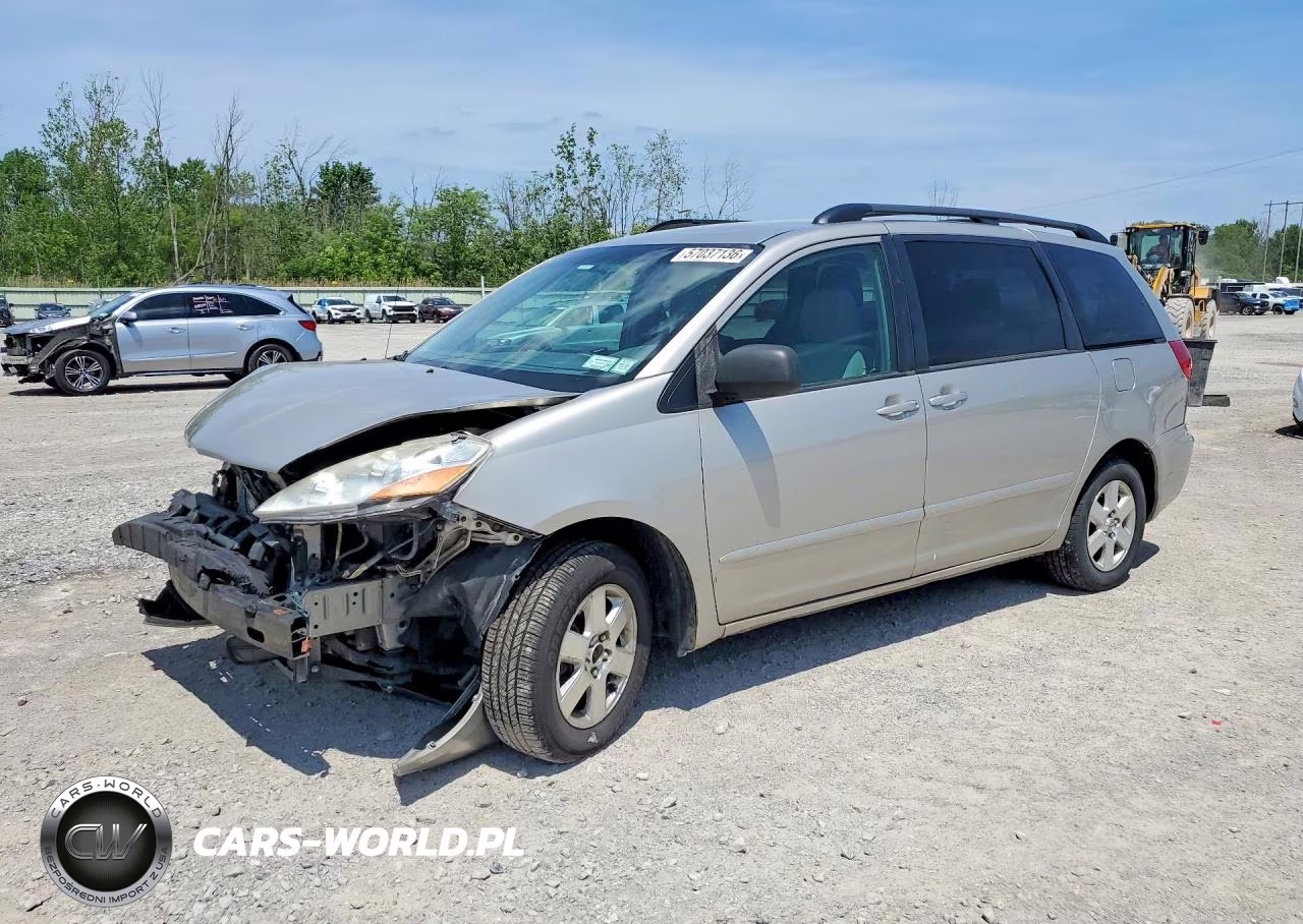 2009 Toyota Sienna Le 7-Passenger – zdjęcie 1 z 13
