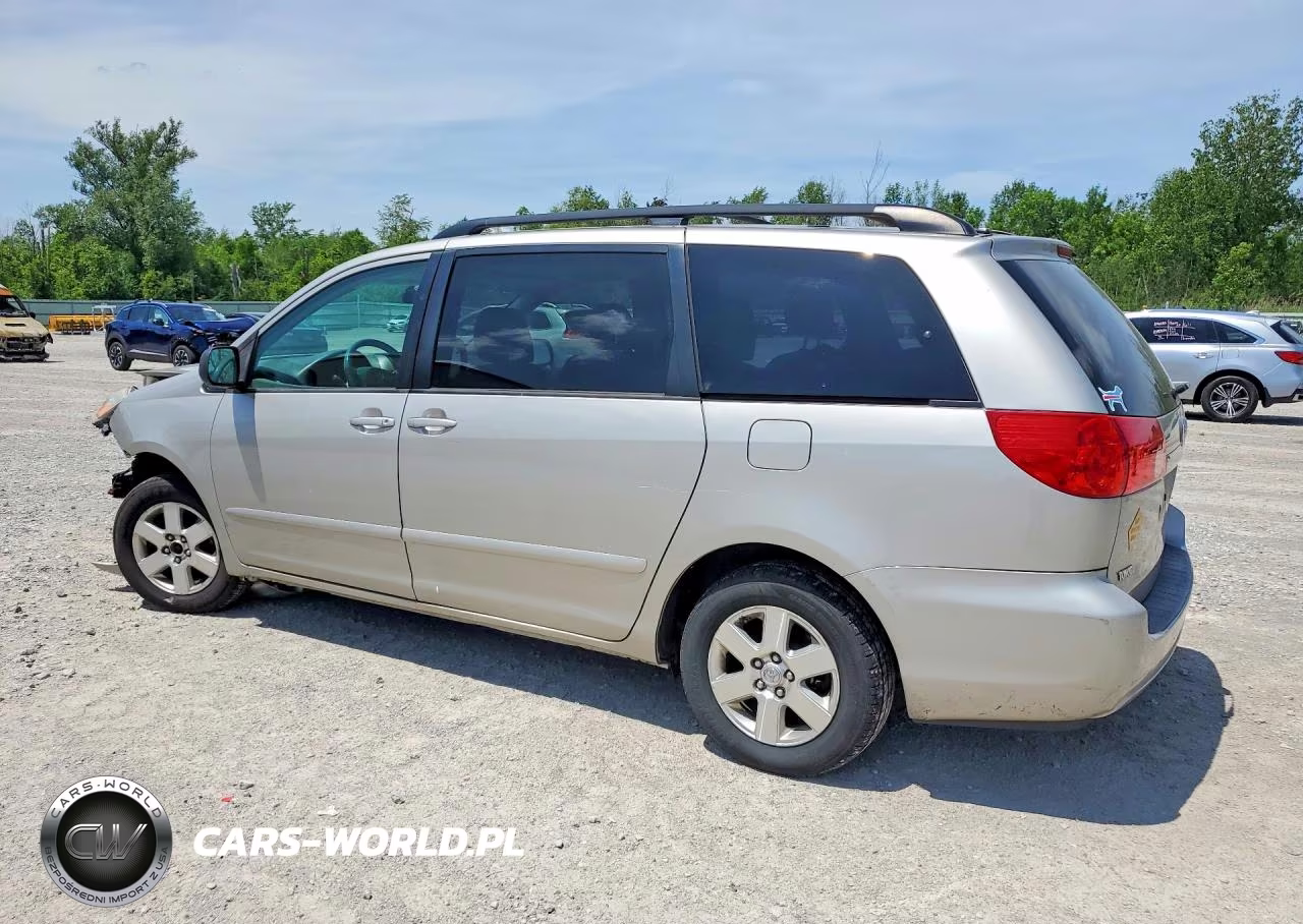 2009 Toyota Sienna Le 7-Passenger VIN:5TDZK23C89S250521 - 2