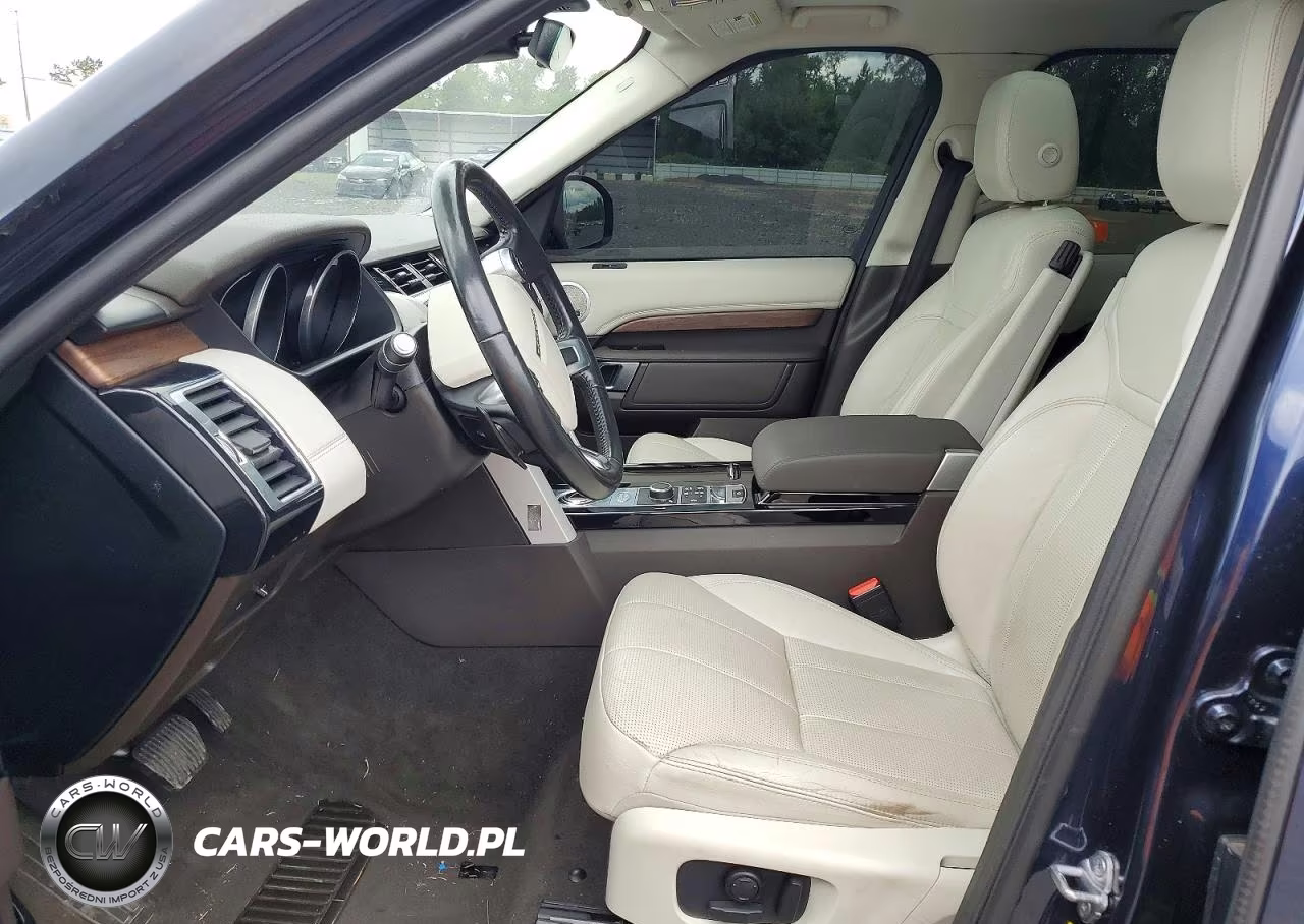 2017 Land Rover Discovery Hse VIN:SALRRBBV8HA037569 - 7