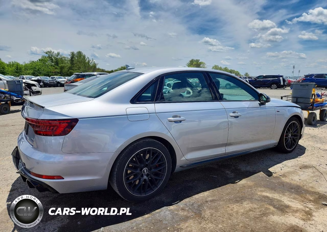 2018 Audi A4 Premium Plus VIN:WAUENAF46JA044536 - 3