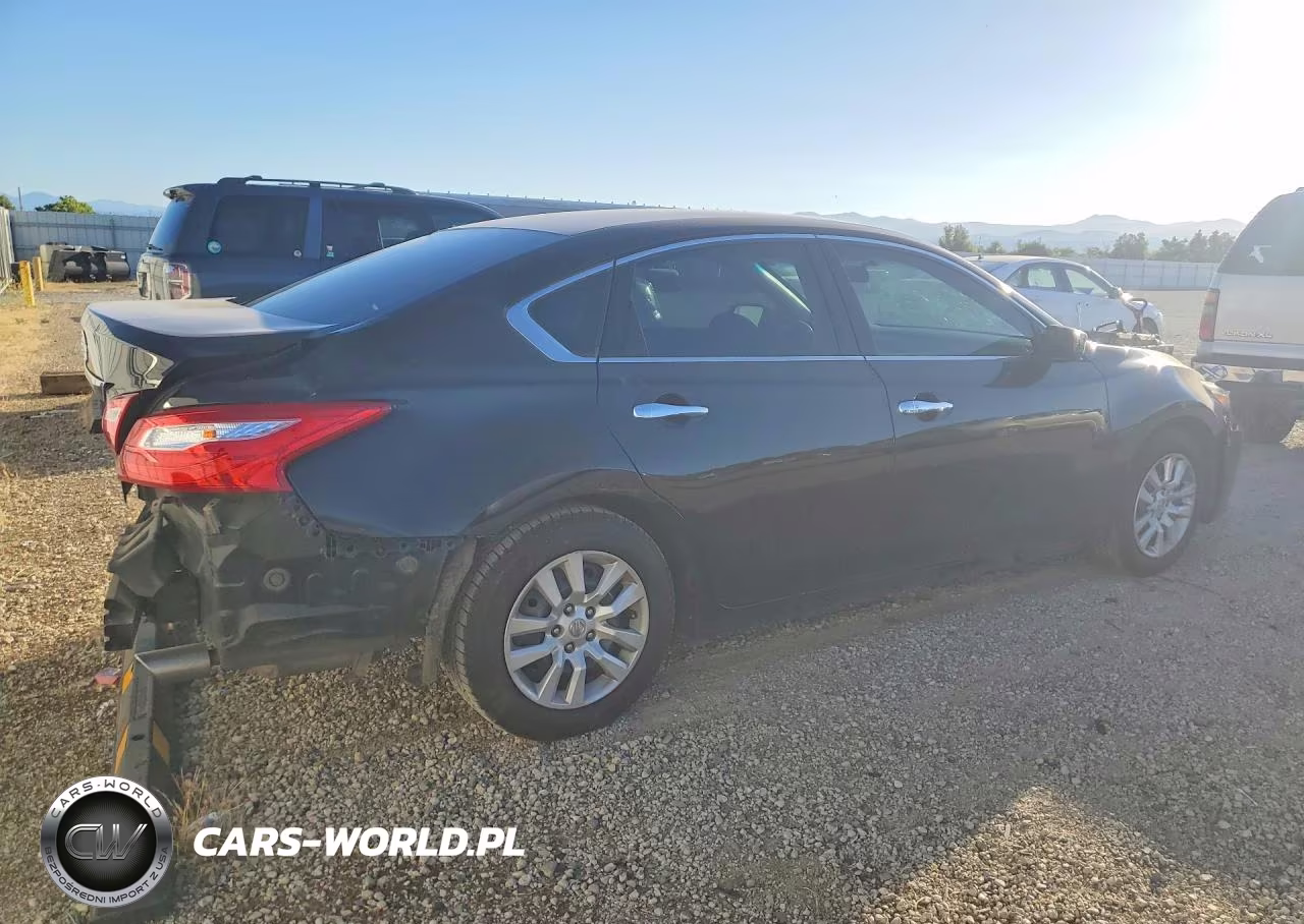 2017 Nissan Altima 2.5 S VIN:1N4AL3AP5HC296724 - 3