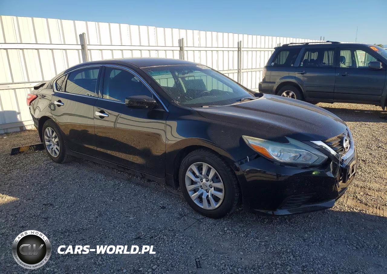 2017 Nissan Altima 2.5 S VIN:1N4AL3AP5HC296724 - 4