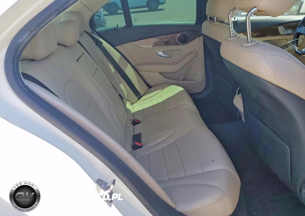 2015 Mercedes-Benz C 300 VIN:55SWF4JB4FU085529 - 10